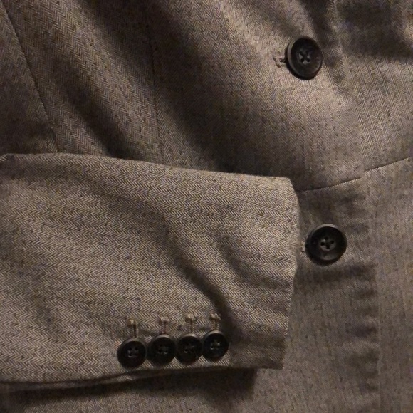 Mexx women’s blazer in a grey chevron pattern - Picture 2 of 6